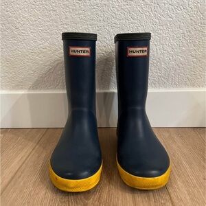 Hunter blue toddler/kids rain boots 13 boy/1 girl